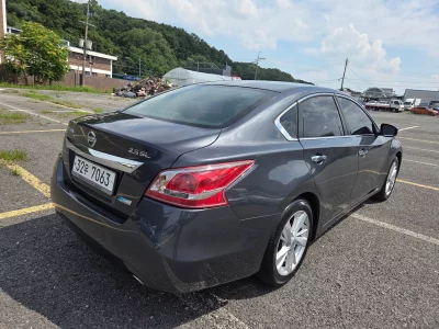 Nissan Altima