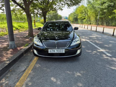 Hyundai Equus