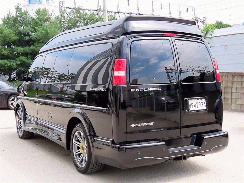 Chevrolet Express Van