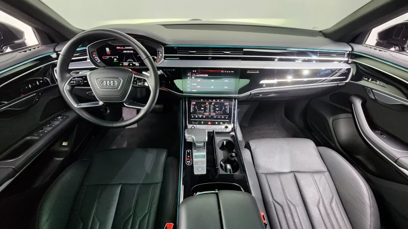 Audi A8