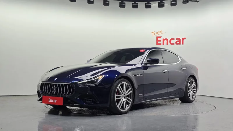Maserati GHIBLI