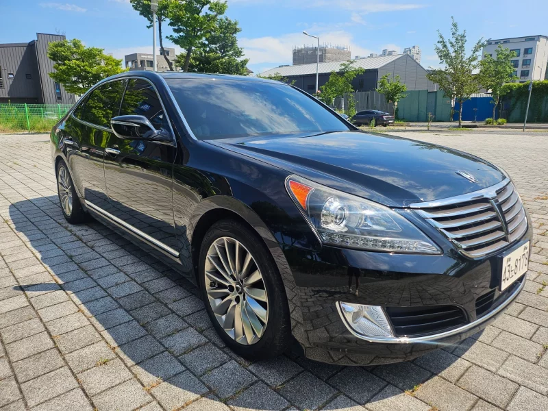 Hyundai Equus