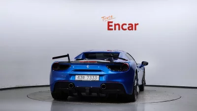 Ferrari 488