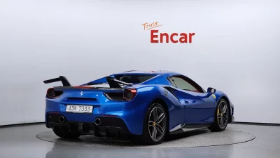 Ferrari 488