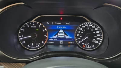 Nissan MAXIMA