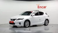 Lexus CT200h