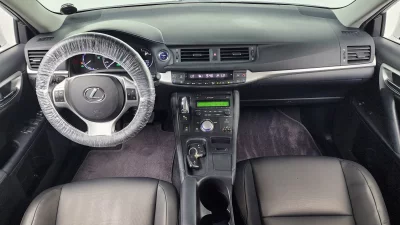 Lexus CT200h