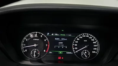 Genesis EQ900