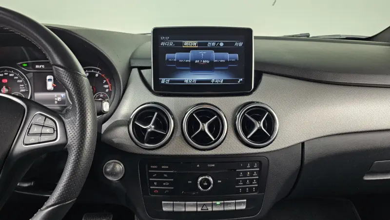 Mercedes-Benz B-Class