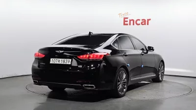 Hyundai Genesis