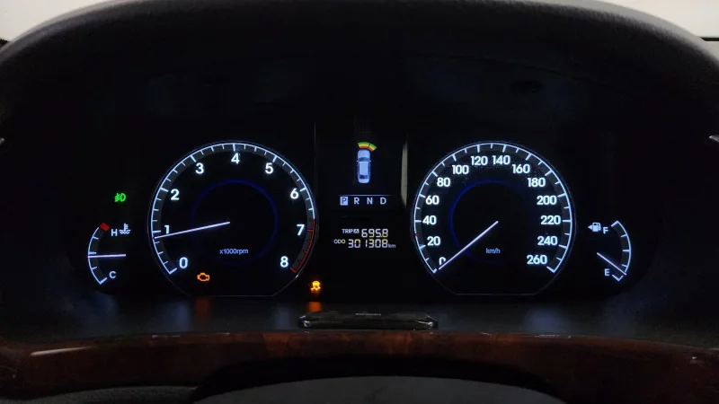Hyundai Equus