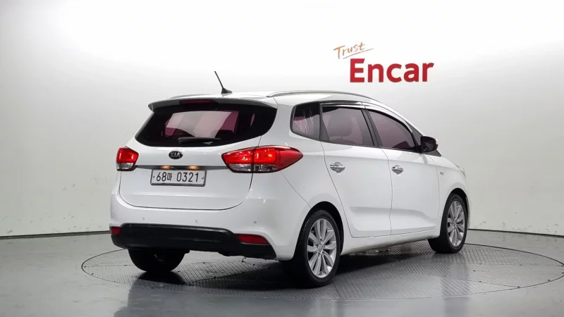 Kia Carens