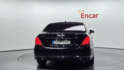 Genesis EQ900