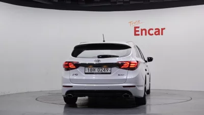 Hyundai I40