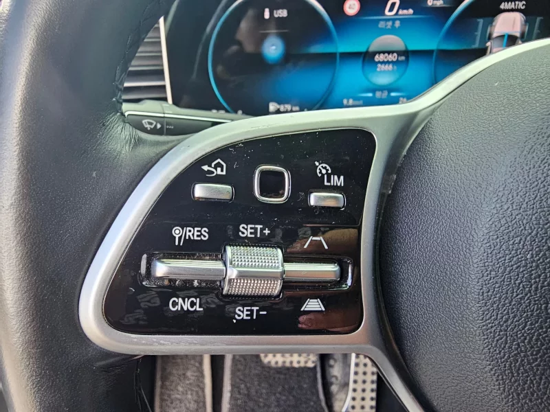 Mercedes-Benz GLE-Class