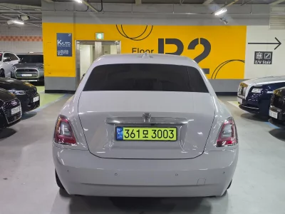 Rolls-Royce GHOST