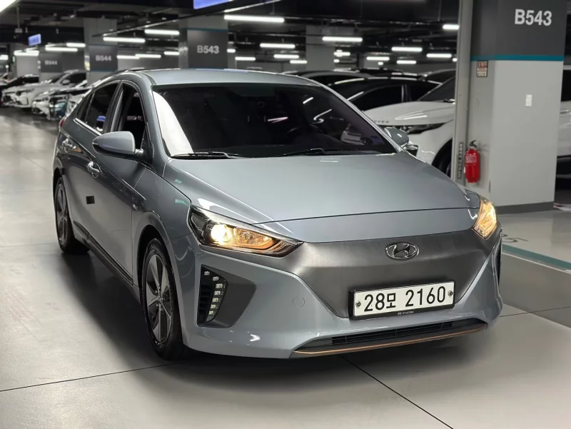 Hyundai Ioniq