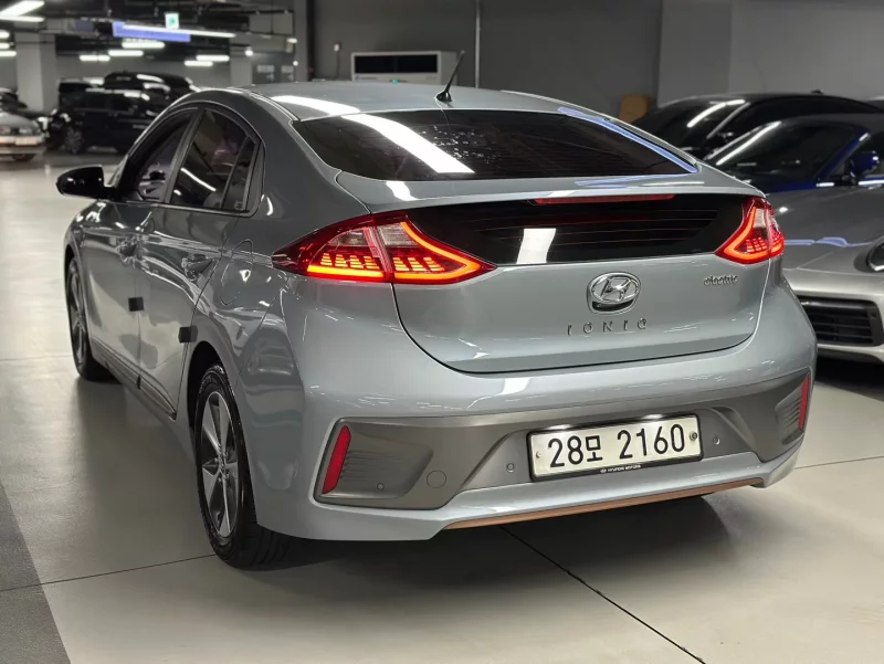Hyundai Ioniq