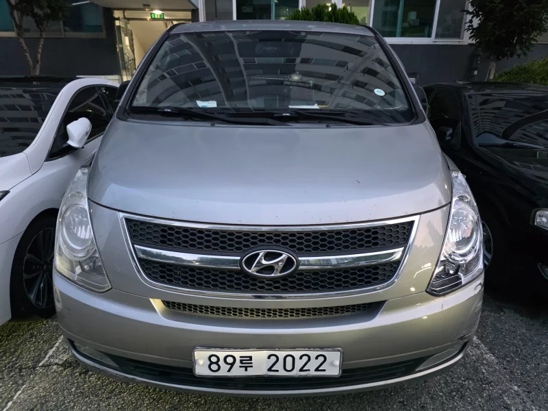 Hyundai Grand Starex