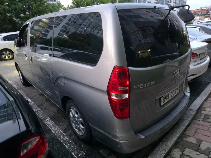 Hyundai Grand Starex