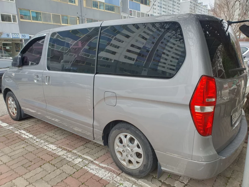 Hyundai Grand Starex