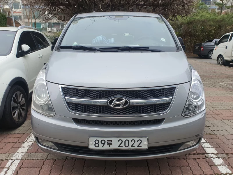 Hyundai Grand Starex
