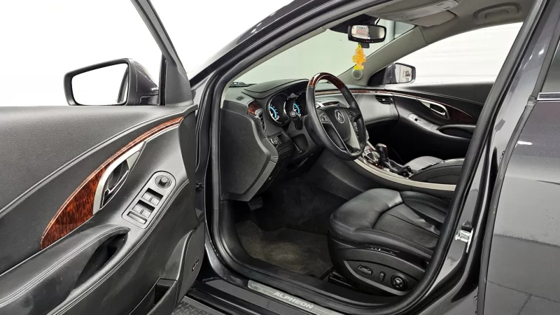 Daewoo Alpheon