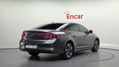 Renault Samsung SM6
