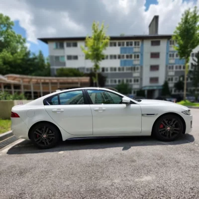 Jaguar XE