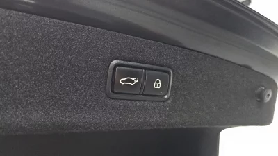 Genesis EQ900