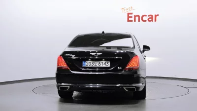 Genesis EQ900