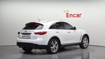 Infiniti FX
