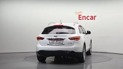 Infiniti FX