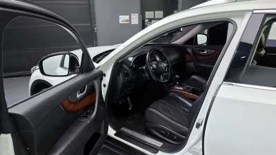 Infiniti FX