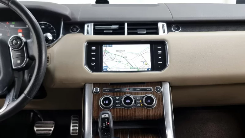 Land Rover RANGE ROVER SPORT