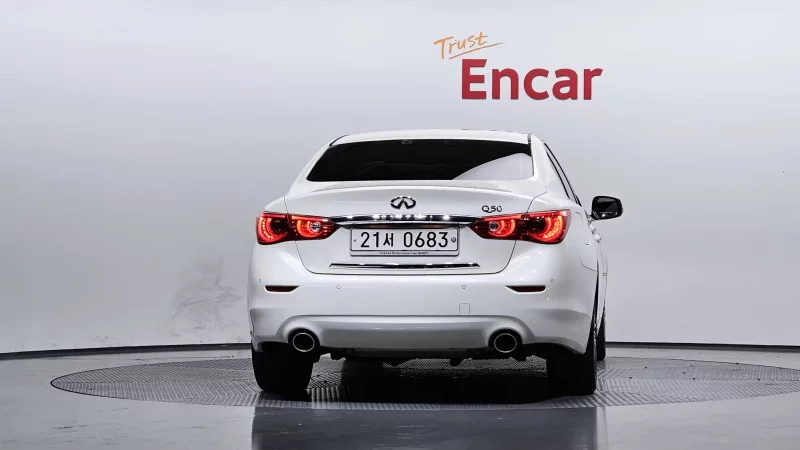 Infiniti Q50