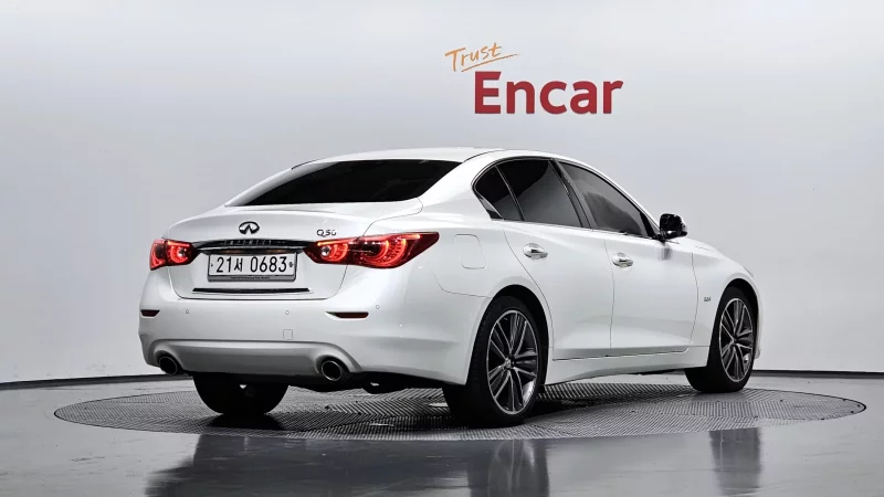 Infiniti Q50