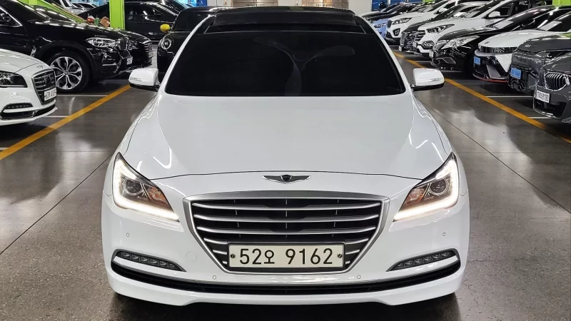 Hyundai Genesis