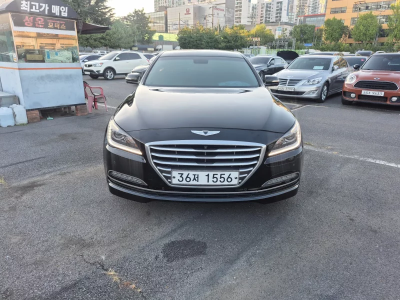 Hyundai Genesis
