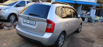 Kia Carens