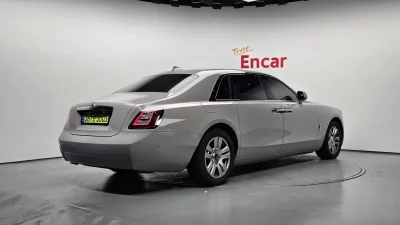 Rolls-Royce GHOST