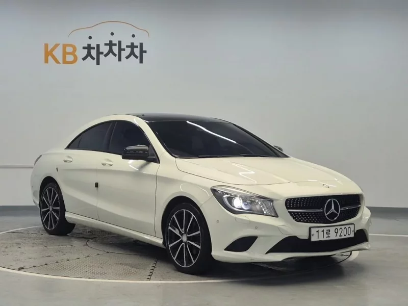 Mercedes-Benz CLA-Class