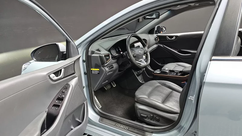 Hyundai Ioniq