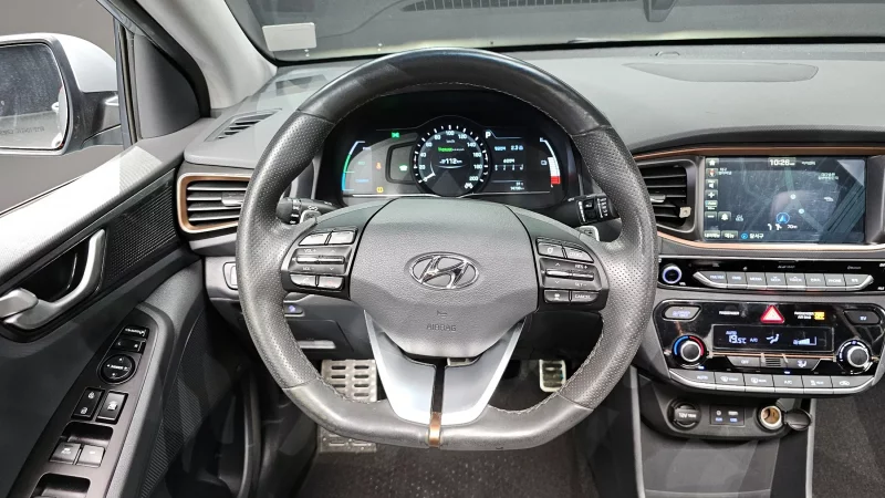 Hyundai Ioniq