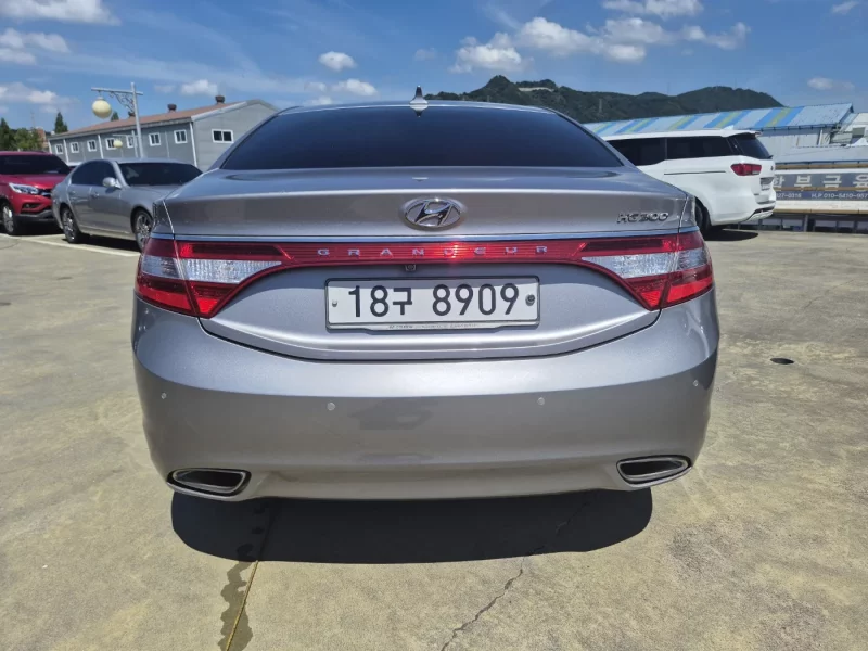 Hyundai Grandeur