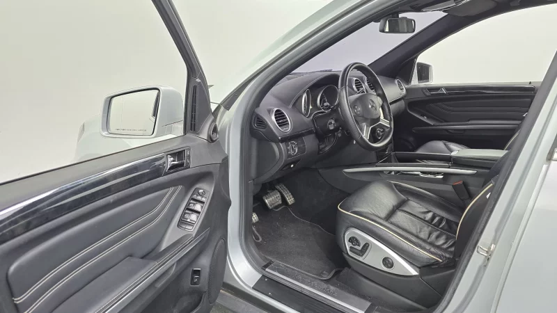 Mercedes-Benz M-class