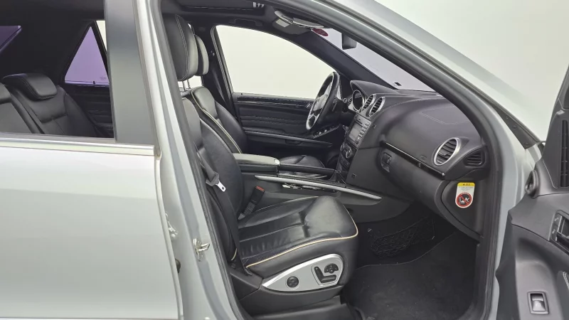 Mercedes-Benz M-class