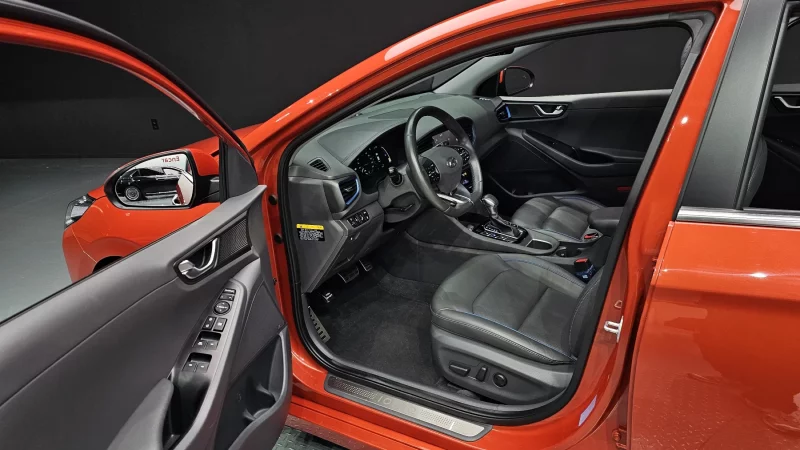 Hyundai Ioniq