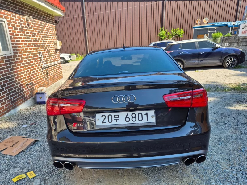 Audi S6