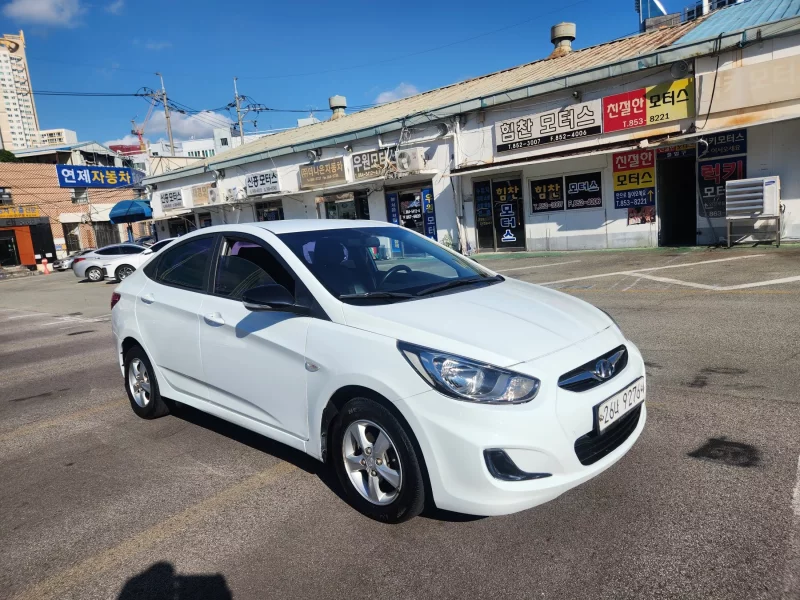 Hyundai Accent